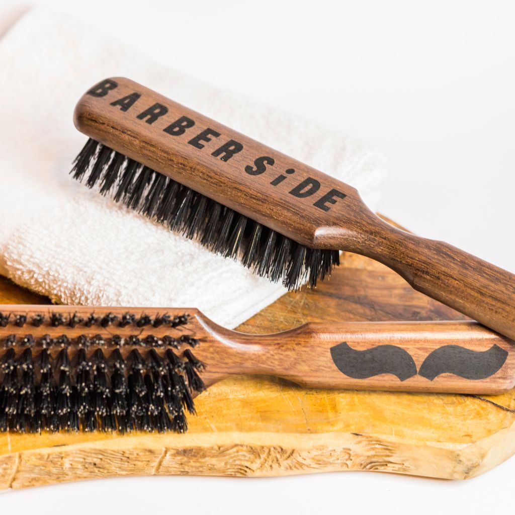 Brosse à Barbe Double Face Pour Hommes - Brosse Faciale Et Capillaire, Neuve, Générique De Chine